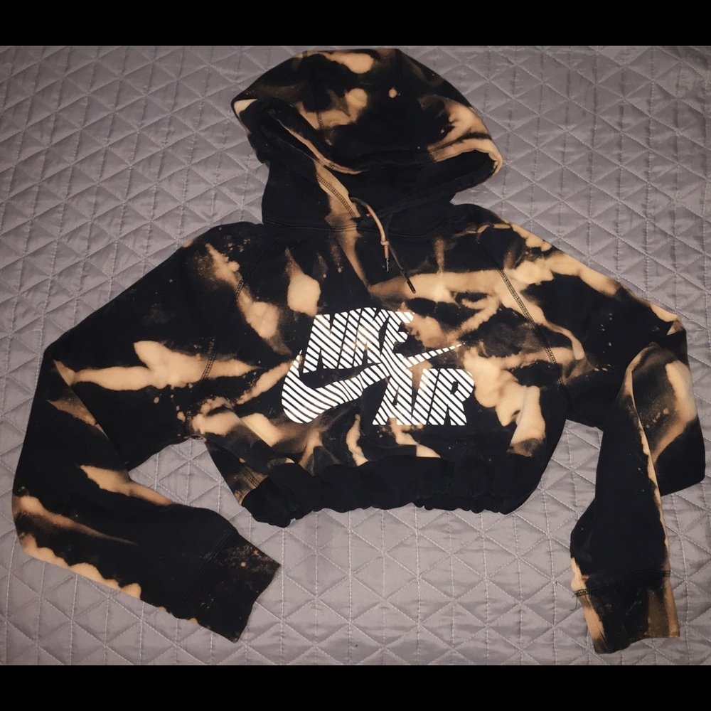 Nike pullover hoodie
